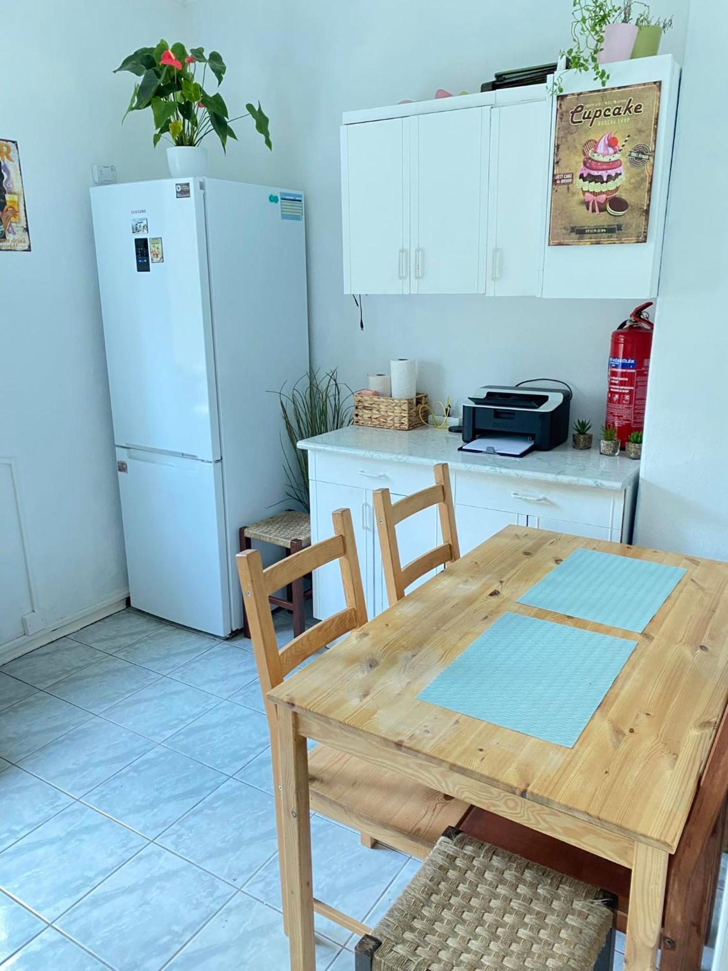 Csendes Zoeldoevezeti Appartement *